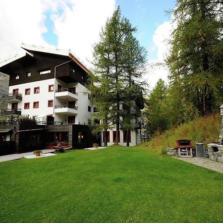 Contemporary Apartment In Breuil Cervinia Near Ski Area Exteriör bild