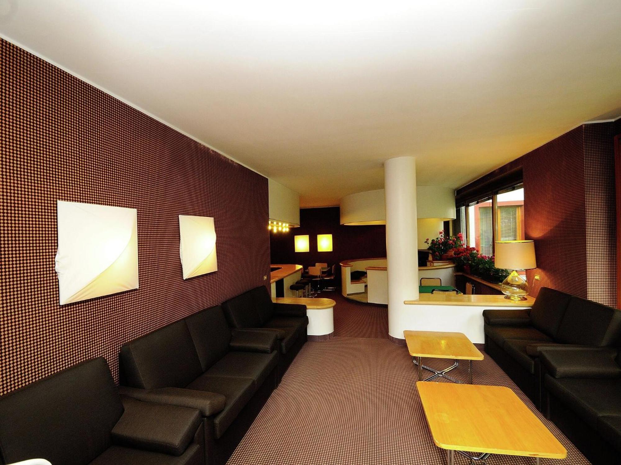 Contemporary Apartment In Breuil Cervinia Near Ski Area Exteriör bild