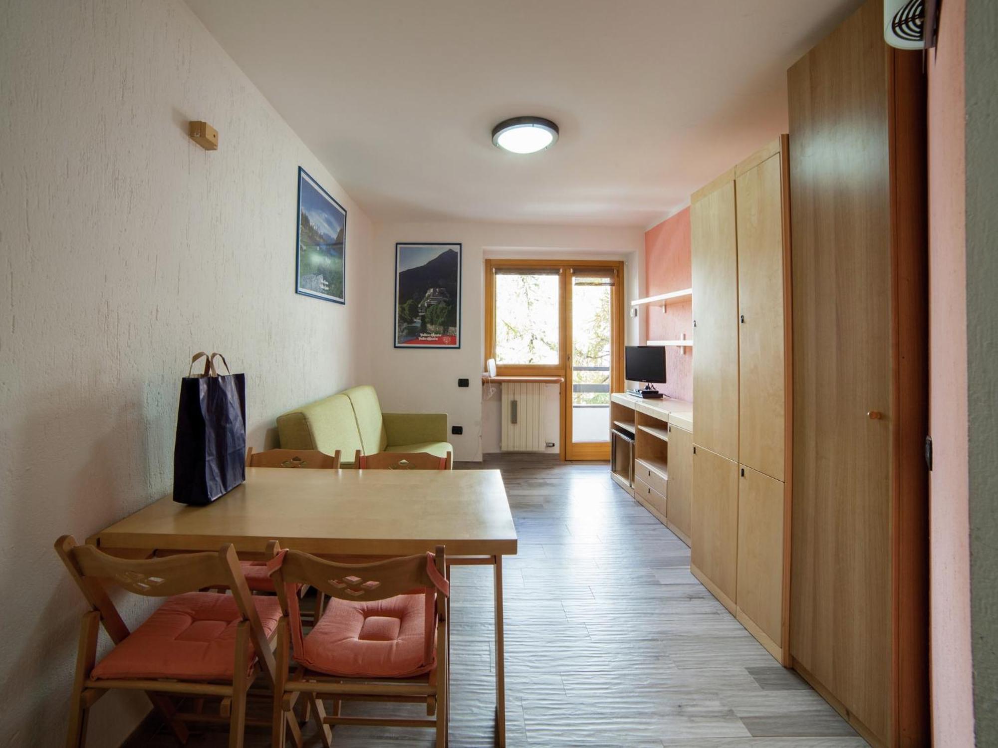 Contemporary Apartment In Breuil Cervinia Near Ski Area Exteriör bild