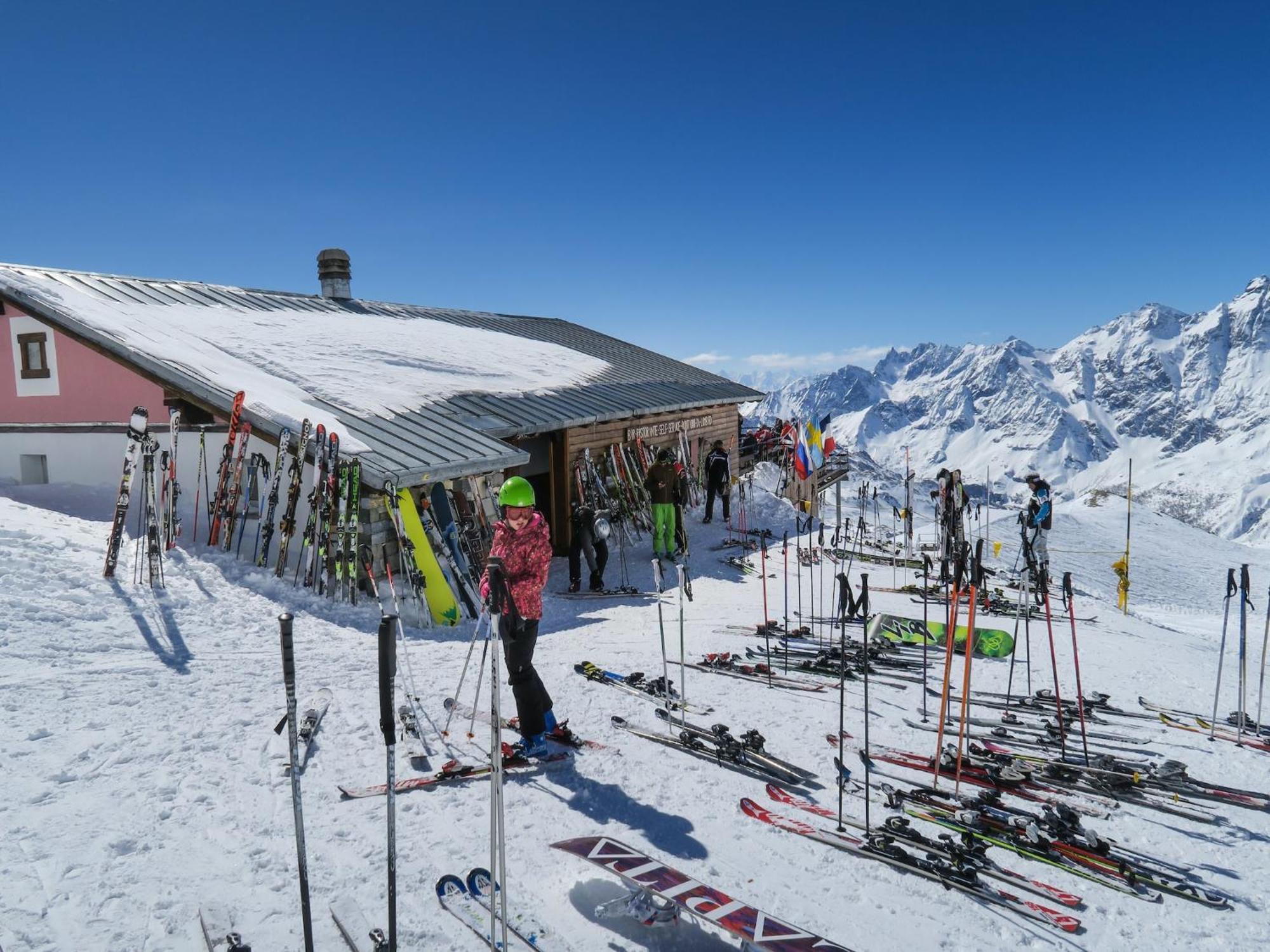 Contemporary Apartment In Breuil Cervinia Near Ski Area Exteriör bild